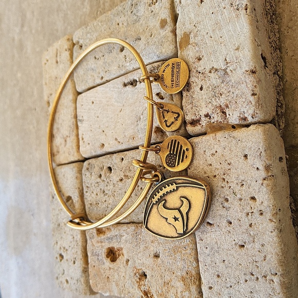Alex and Ani gold NFL Houston Texans bracelet with charms - Picture 1 of 5